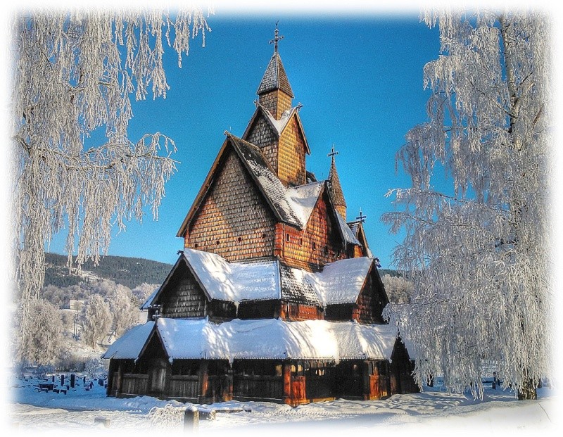 Norvège : Les "stavkirke", églises en "bois debout", et secondairement bien d'autres aspects de ce magnifique pays et de sa culture... - Page 1 Heddal10