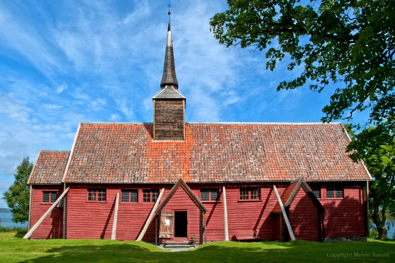 Norvège : Les "stavkirke", églises en "bois debout", et secondairement bien d'autres aspects de ce magnifique pays et de sa culture... - Page 2 Kverne10