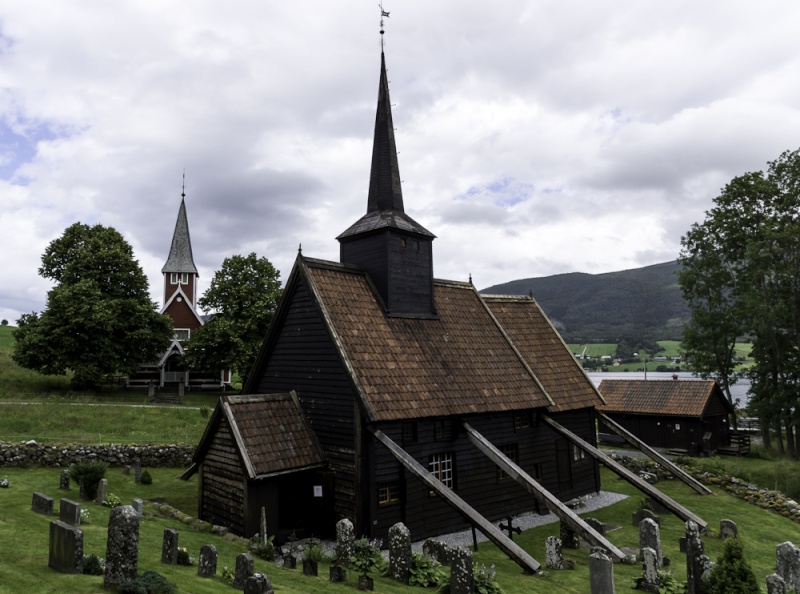 Norvège : Les "stavkirke", églises en "bois debout", et secondairement bien d'autres aspects de ce magnifique pays et de sa culture... - Page 2 Ryadve10