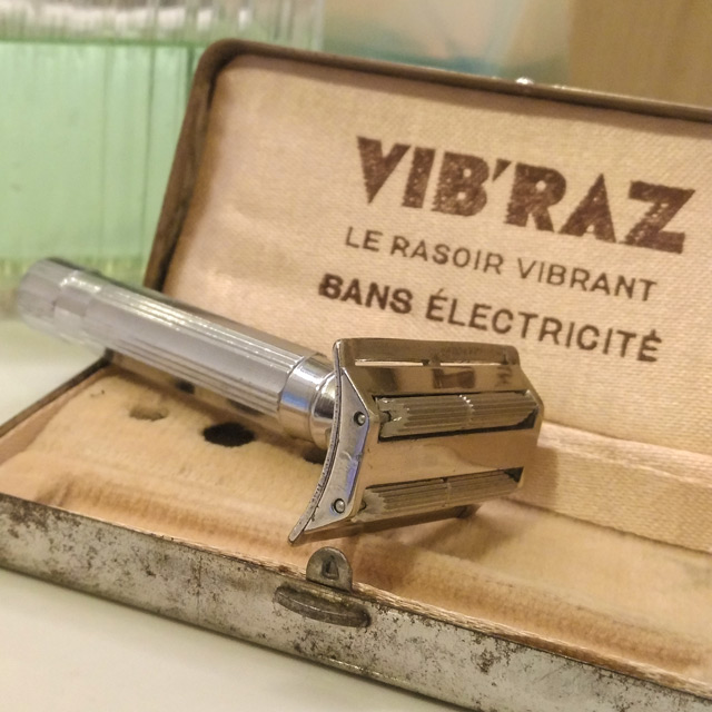 Vib'Raz - le rasoir vibrant sans électricité Vib_ra12
