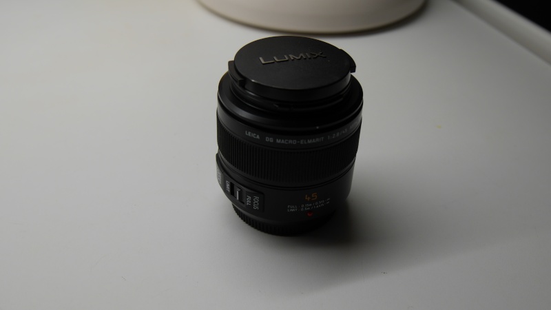 [VENDU] Objectif Pana Leica 45mm macro f/2.8 => 420€ P1070113