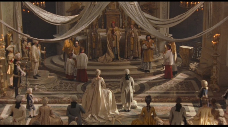 Marie Antoinette avec Kirsten Dunst (Sofia Coppola) - Page 3 Marie210