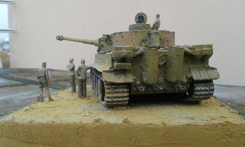 Panzer rollen Afrika vor ! (Tigre I DAK Tamiya 1/48) - Page 10 20151267