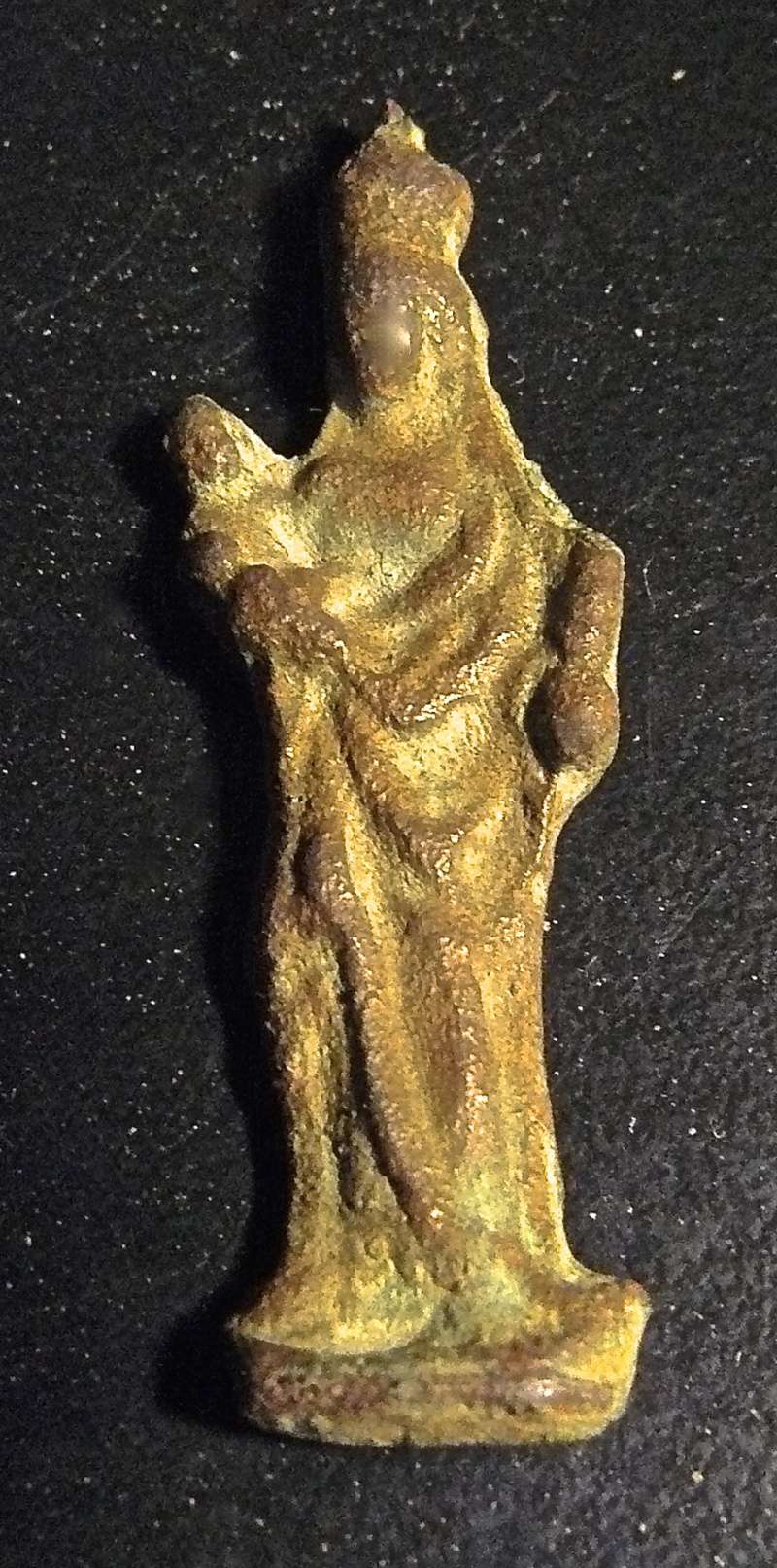 Petite statuette religieuse  P1110750