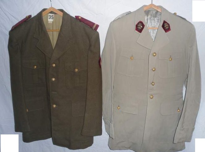 lot uniformes WW2 2016-011
