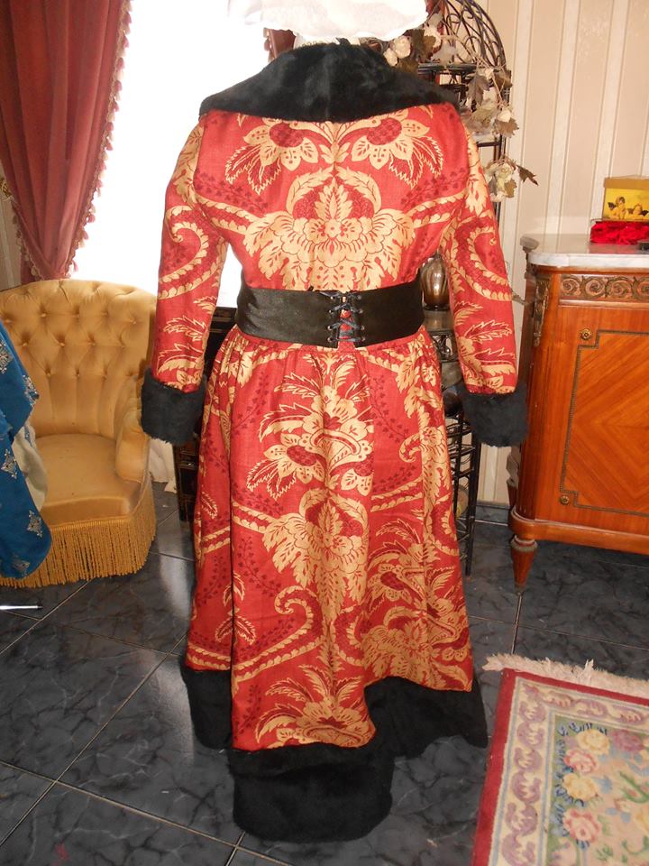 Costume Médiéval , Robe à Tassel + coiffe à la henin , Taille 46-48 12688310