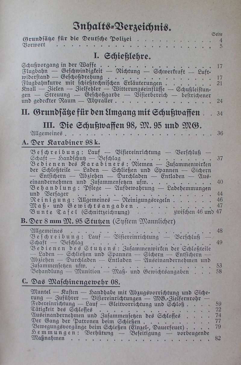 Livre sur l'équipement et l'armement de la police allemande de KARL FISCHER 1941 P1010013