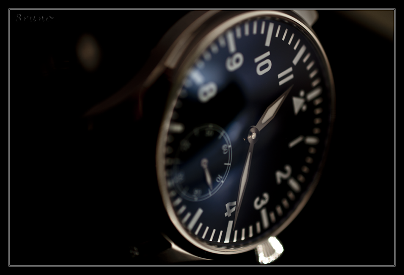 cbobois - Montres à la carte CBOBOIS - Page 4 Fliege12