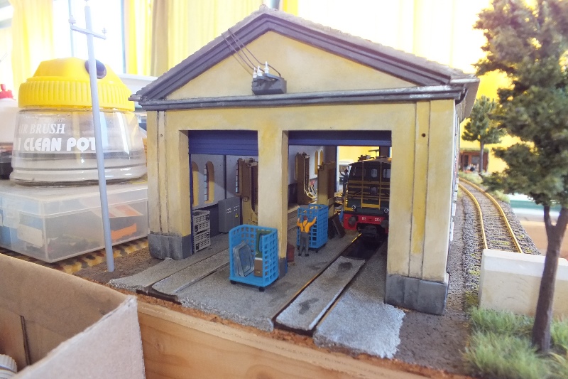Diorama deposito locomotive in costruzione 01610