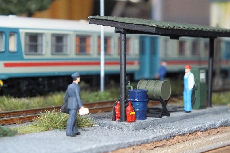 Diorama deposito locomotive in costruzione Ievvo-10