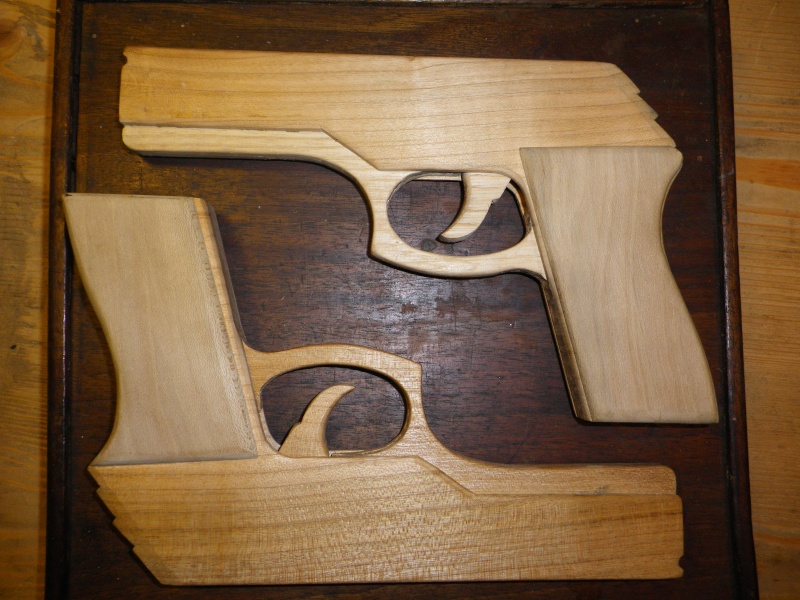 Pistolet à élastique en bois Imgp0141