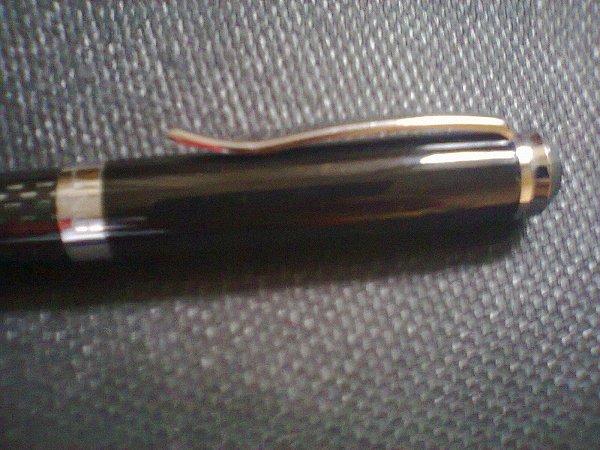 Je vend stylo Montblanc cruise collection noir roller ball Photo018