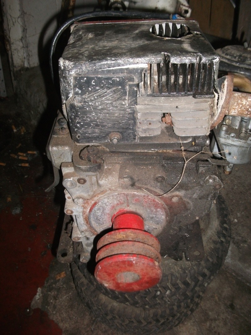 Identification modèle moteur Lombardini 4 temps essence Dscf1215