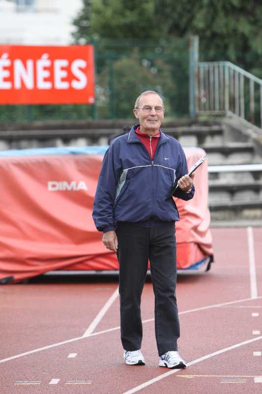 Un anonyme au sein du monde de la marche Petcho11