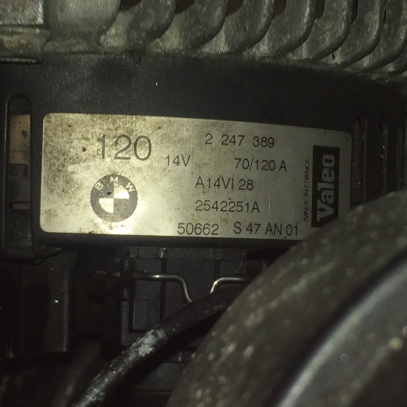 [ BMW E39 530DA M57 an 2000 ]   voyant batterie clignote, alternateur ? (Résolu ) Img_4111