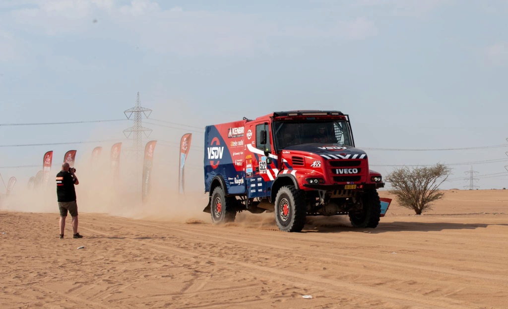 DAKAR 2022 N°522 - IVECO "Firemen Dakar Team" R.De Groot 27148510