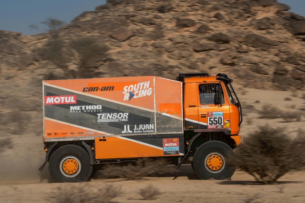 DAKAR 2022 N°550 - TATRA "South Racing Service" T.Tomecek 550_jo11