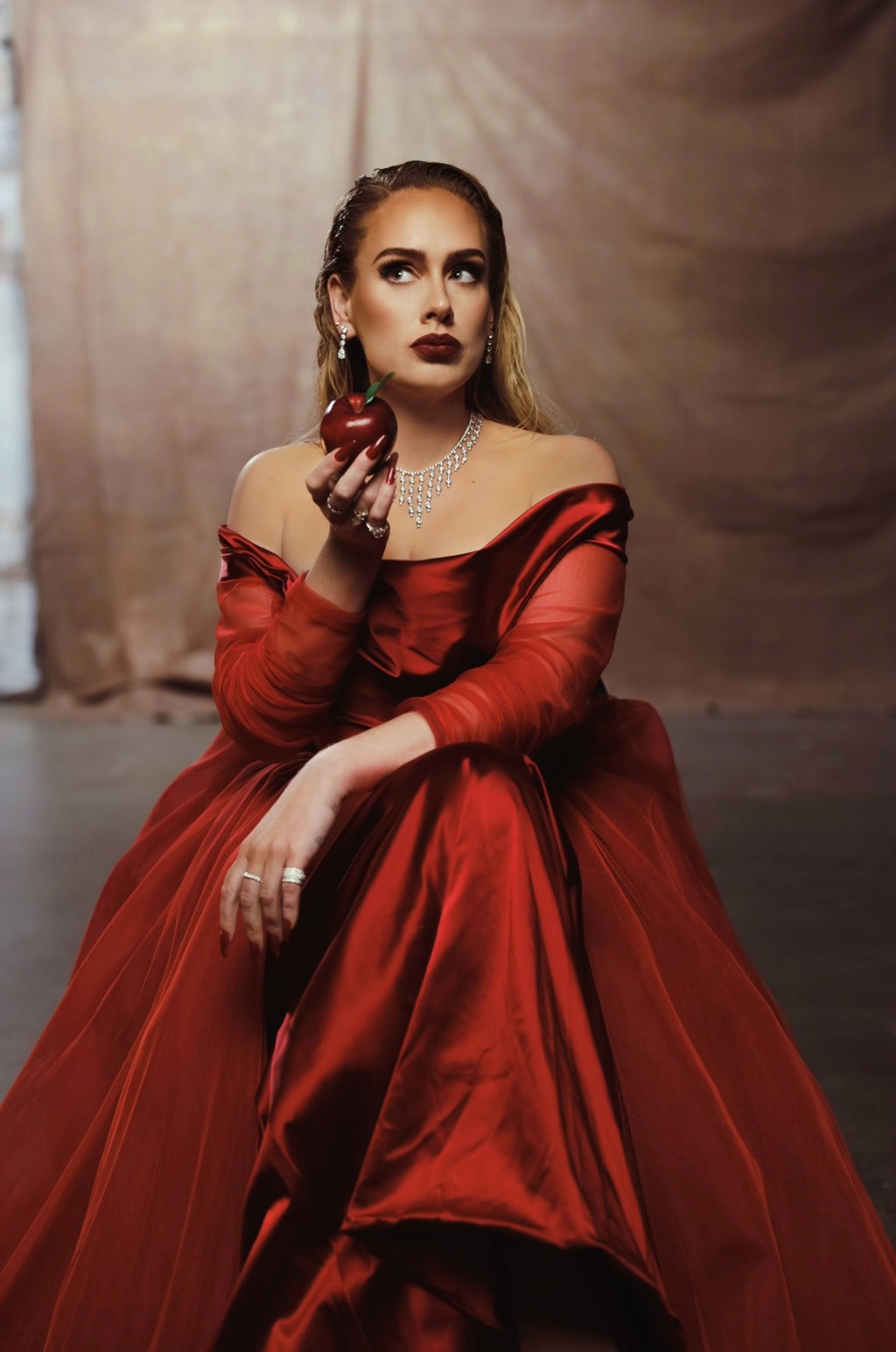 adele - Adele  - Σελίδα 22 Adele-10