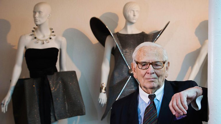 MURIÓ EL DISEÑADOR DE MODA PIERRE CARDIN 3372