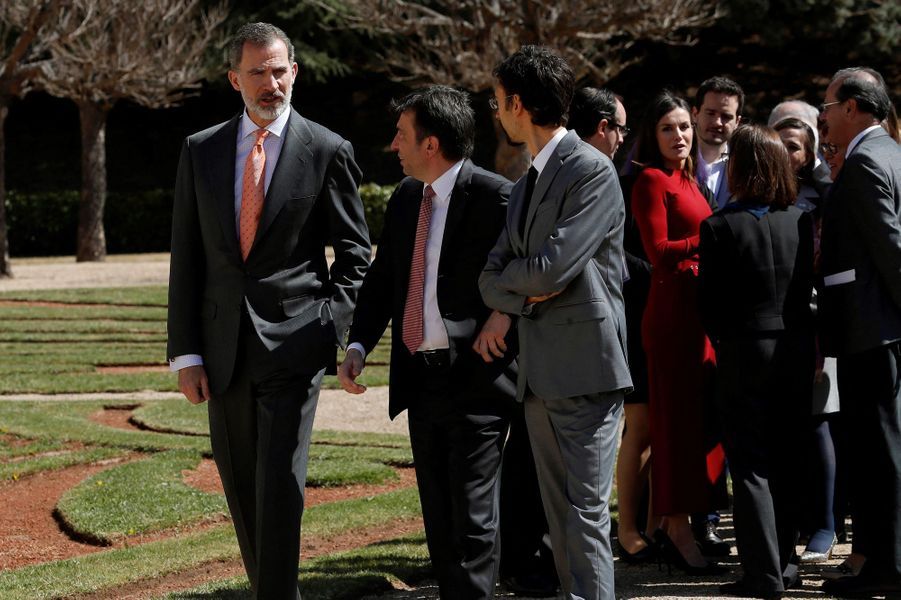 AGENDA DE SM. REYES FELIPE y LETIZIA (Tema precedente ) - Página 75 Foto2019