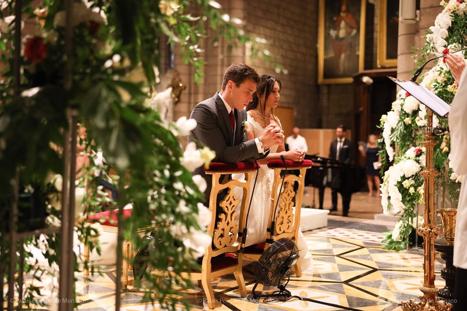 BODA RELIGIOSA DE LOUIS DUCRUET Y MARIE CHEVALLIER EN MÓNACO - Página 4 Foto5237