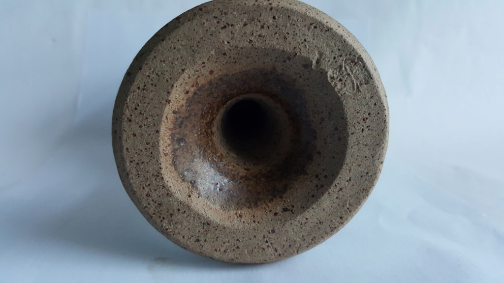 Steve Hague, Thoresby Hall Pottery , SM mark  20200835
