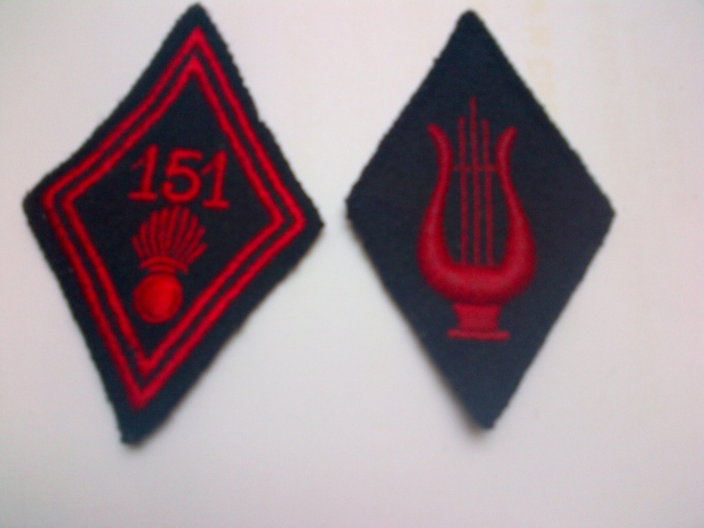 La pucelle du 15.1 et l'insigne du beret Img-2013