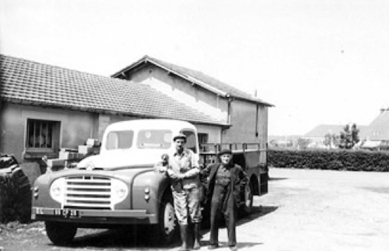 Citroën miniatures > "Véhicules des services privés" 1955_t10