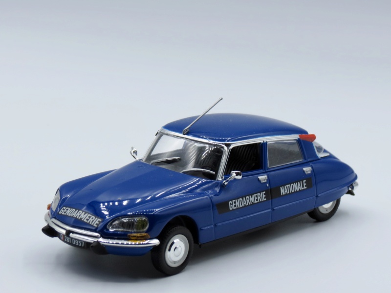 Citroën miniatures > "Véhicules des forces du maintien de l'ordre"  1971_d10