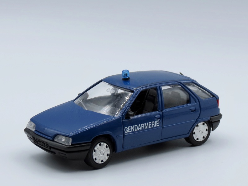Citroën miniatures > "Véhicules des forces du maintien de l'ordre"  1991_z10
