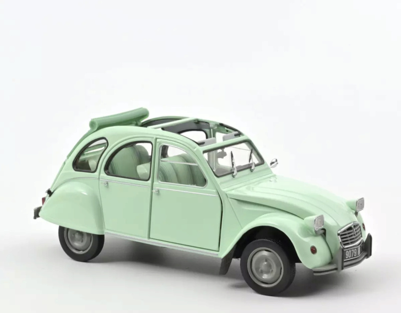 Les Citroën miniatures au 1/18ème Captu497