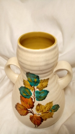 Ellgreave, - Ellgreave Pottery Co. (Burslem) including Lottie Rhead Ware. 20200239