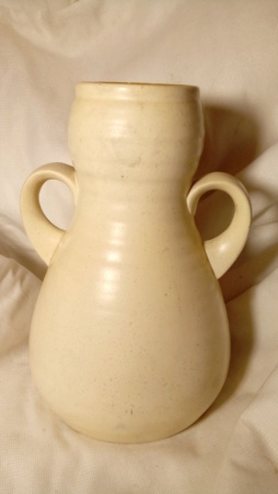 Ellgreave Pottery Co. (Burslem) also Lottie Rhead Ware. 20200241