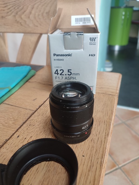 [VENDU] Objectif Panasonic 42.5 1.7 Pana_410