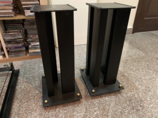 4 Pillar Speaker Stand  D054b710