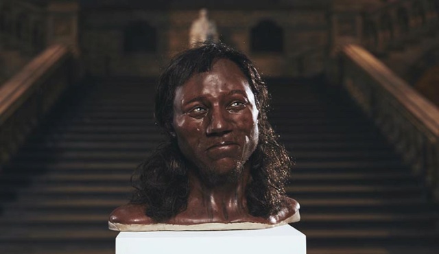 10 000 YEARS AGO, THIS IS WHAT PEOPLE IN ENGLAND LOOKED LIKE The-mo12
