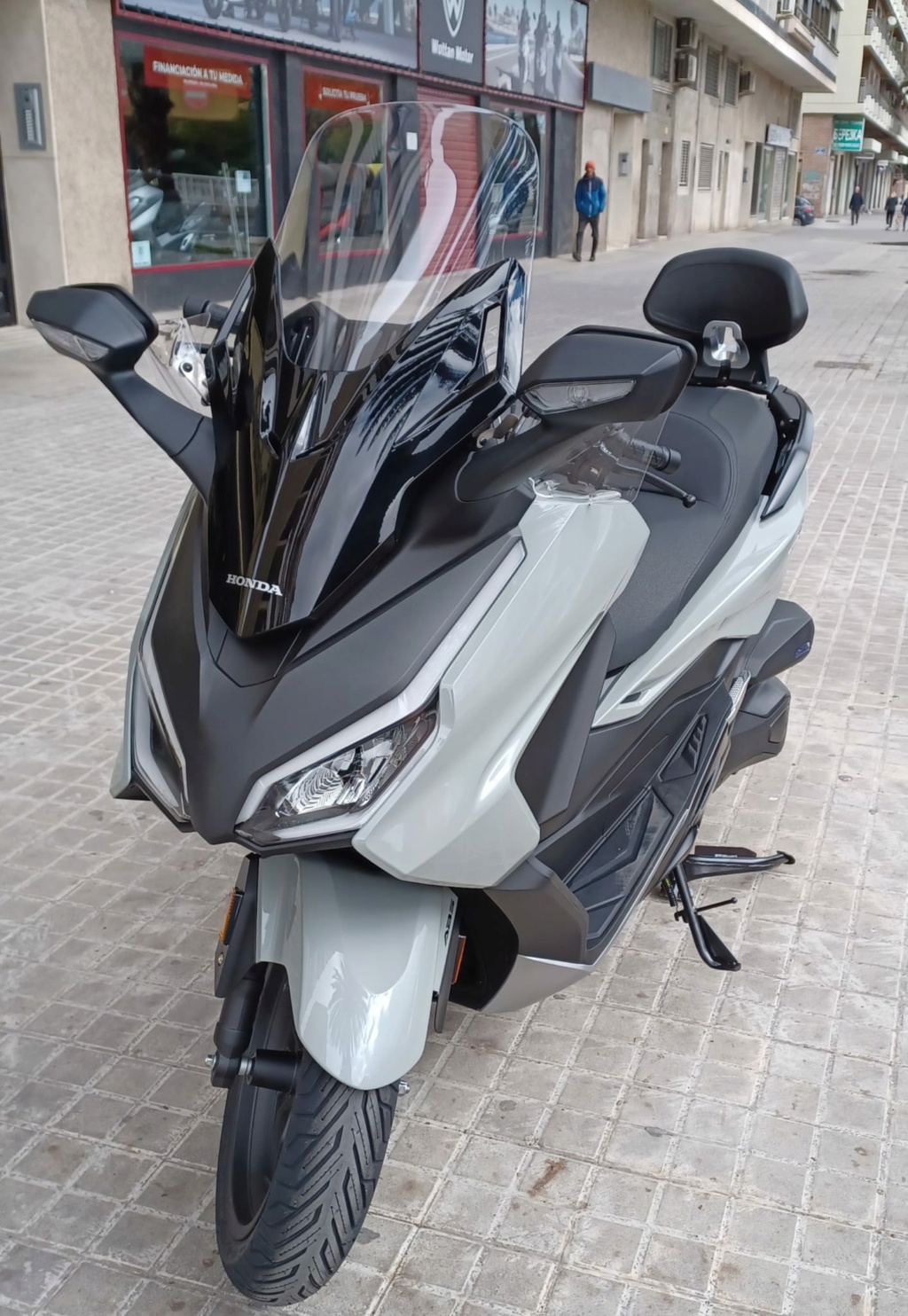 VENDO FORZA 350 DEL 2023 Img-2018