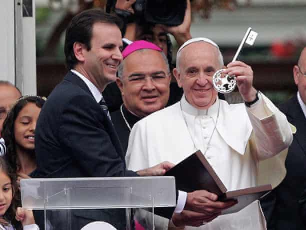 Les papes de Vatican II sont-ils légitimes ? Maxence Hecquard Pope-f10
