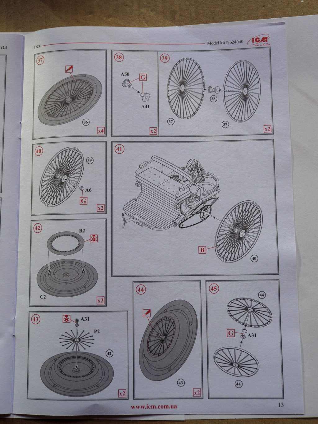 1/24-Benz Patent Motorwagen-ICM Benz_p19