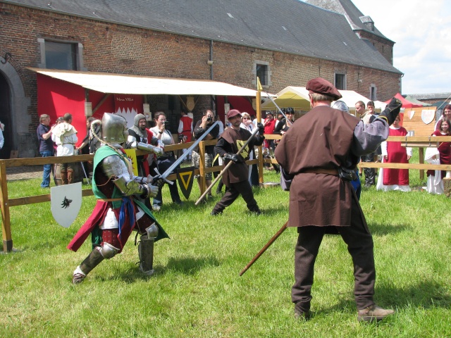 Chateau de Fernelmont en Belgique Chatea17