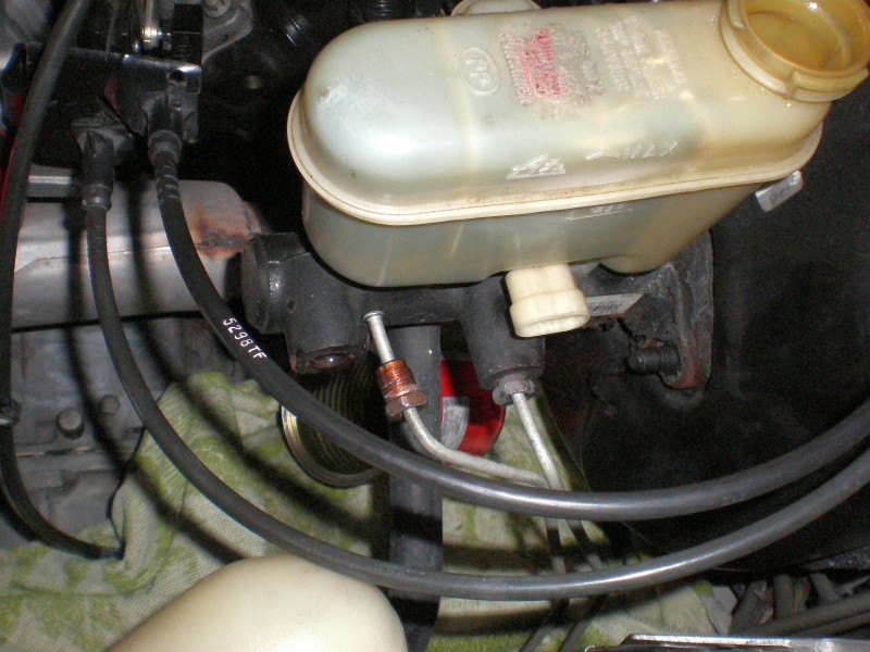 Write-Up: Brake Master Cylinder - Install & Bench Bleed - Page 3 P4080012