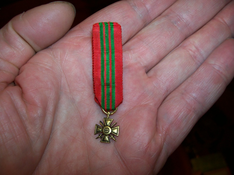 Médaille de la Croix de Guerre 1939 Croix_11