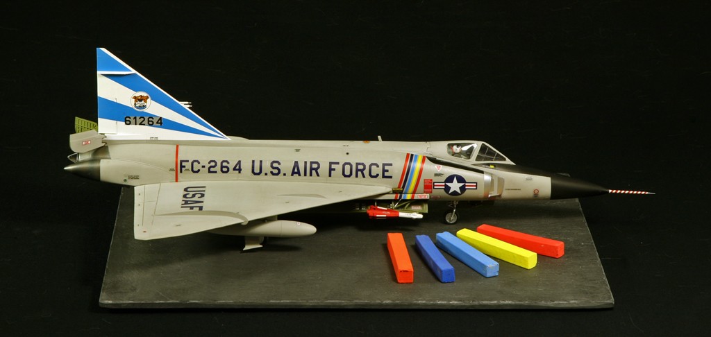 Convair F-102A Delta Dagger - 1960 - Revell Convai16