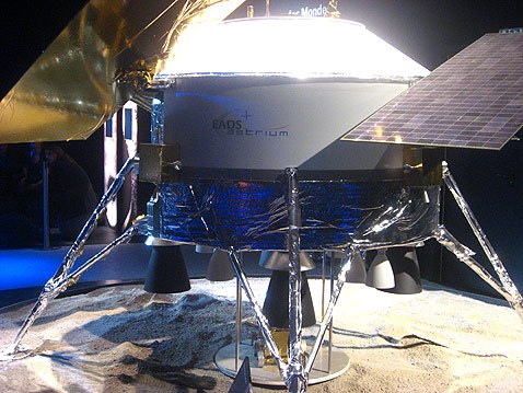 ESA : RFI pour un projet d'atterrisseur lunaire - Page 3 735_ph10