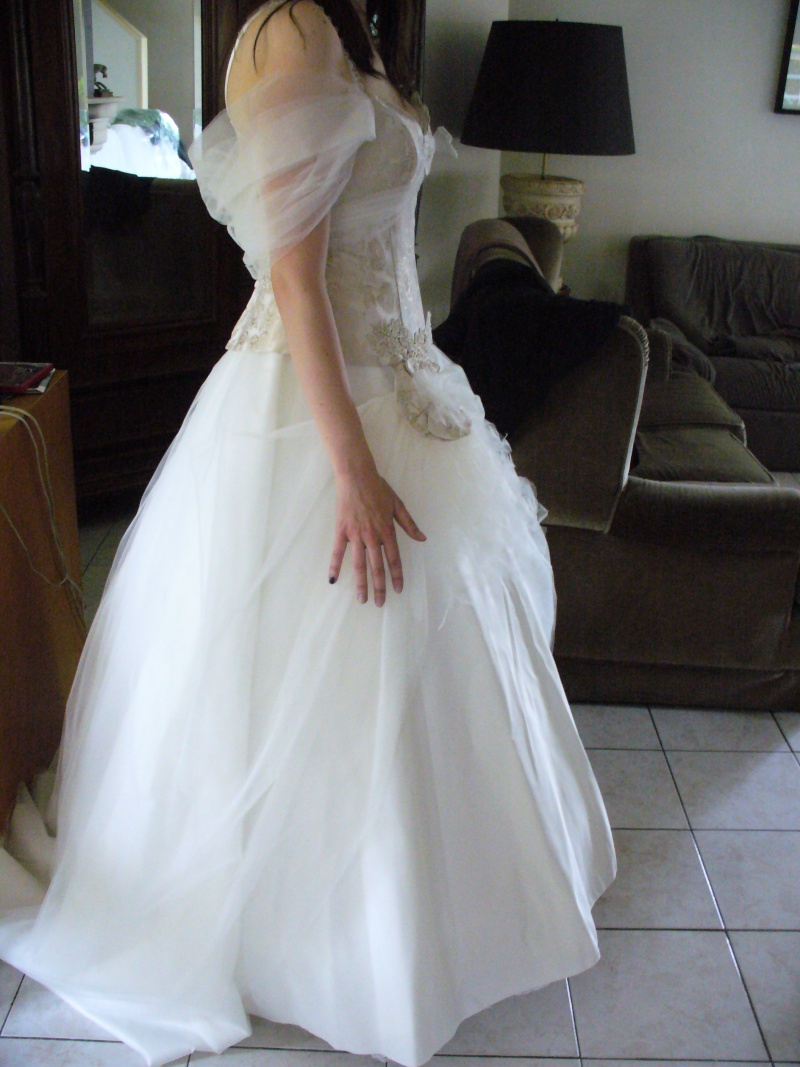 7/09/2010 photos mariage! l'eglise, ma robe de princesse! - Page 7 P1090213