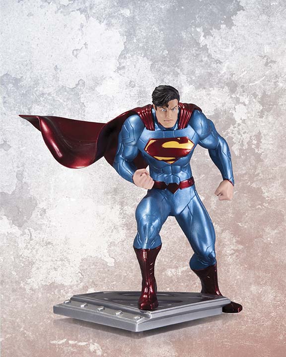 Superman metallic statue designed by Jim Lee. Superm11