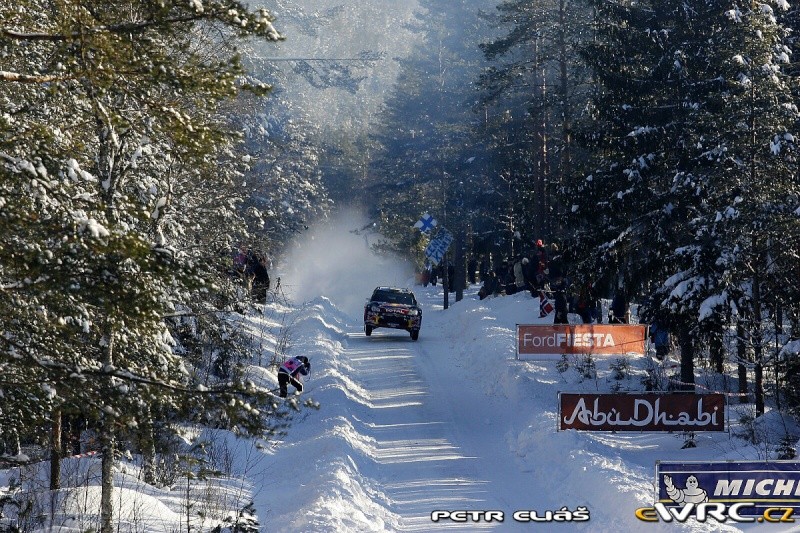 [WRC] 2011 - Rallye de Suède - Page 3 Pe_a_318