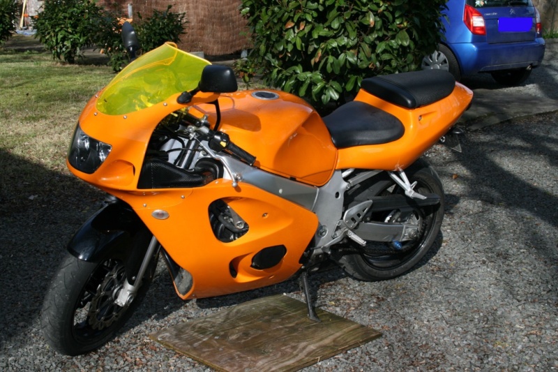 suzuki GSXR 600SRAD 1998 Img_3511