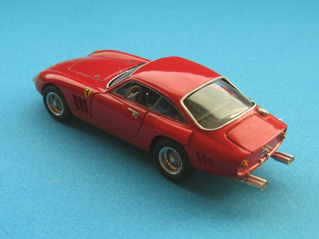 Ferrari 330 LM Img_2213