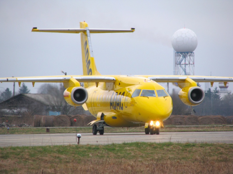 Aeroportul Oradea - Martie 2011 D-bada10